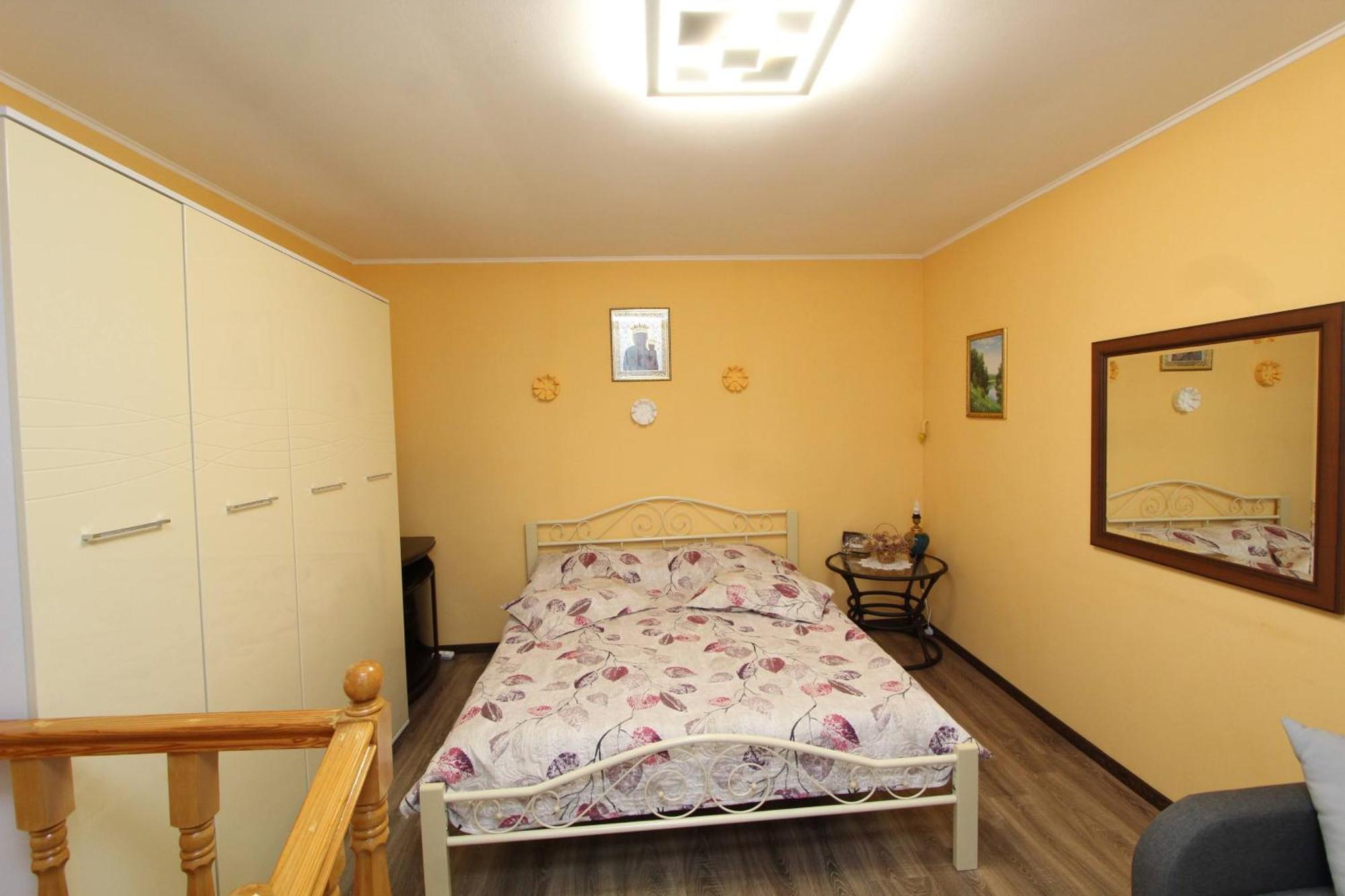 Котедж "Красний Краєвид" Γιαρέμτσε Εξωτερικό φωτογραφία